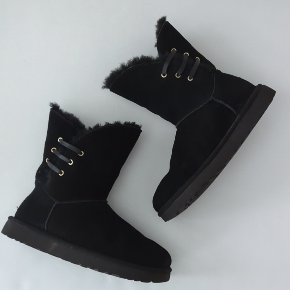 UGG Constantine Suede Boot Rawhide Lace Classic Silhouette Black size 8